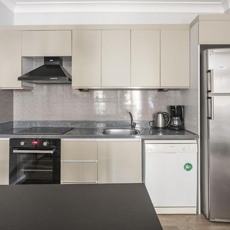 Central And Refreshing Flat In Beyoglu Lägenhet Istanbul Exteriör bild